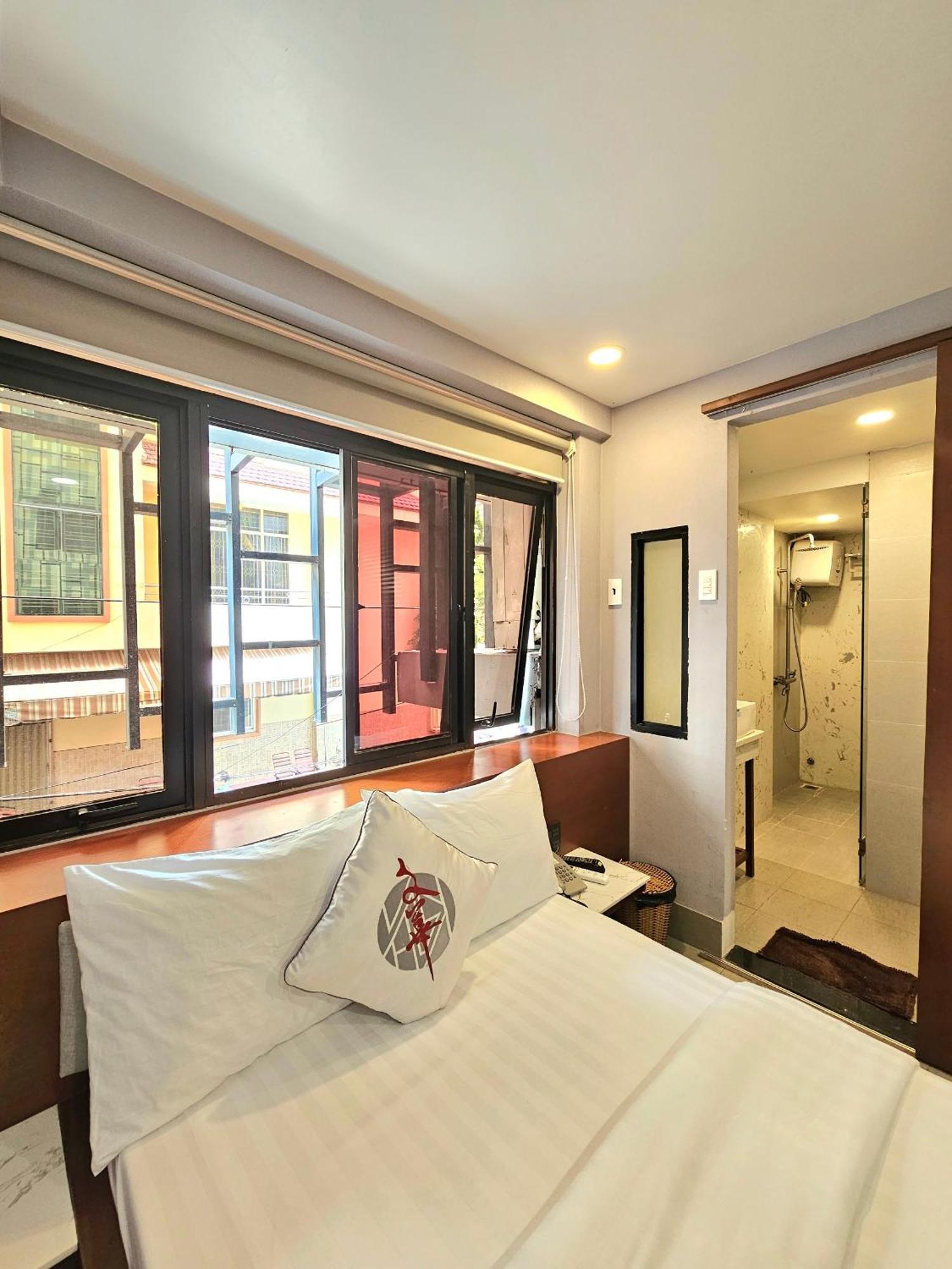 Van Hoa Hotel Ho Chi Minh City Room photo